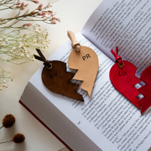 Marque_page_coeur_partager_cuir _01_atelierwyverne