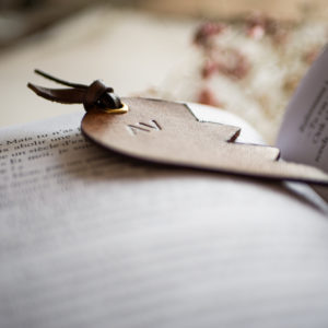 Marque_page_coeur_partager_cuir _03_atelierwyverne