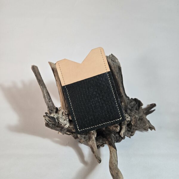 Porte-cartes Clair-Obscur en cuir pleine fleur tannage végétal avec insert en cuir marin français